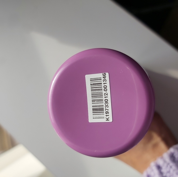 Bath & Body Body Works Winterberry Wonder Body Cream 226g - Picture 3 of 3